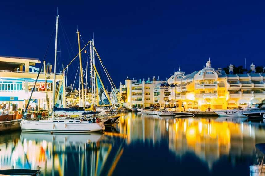 Apartamento Marina Suite Benalmádena Eksteriør bilde